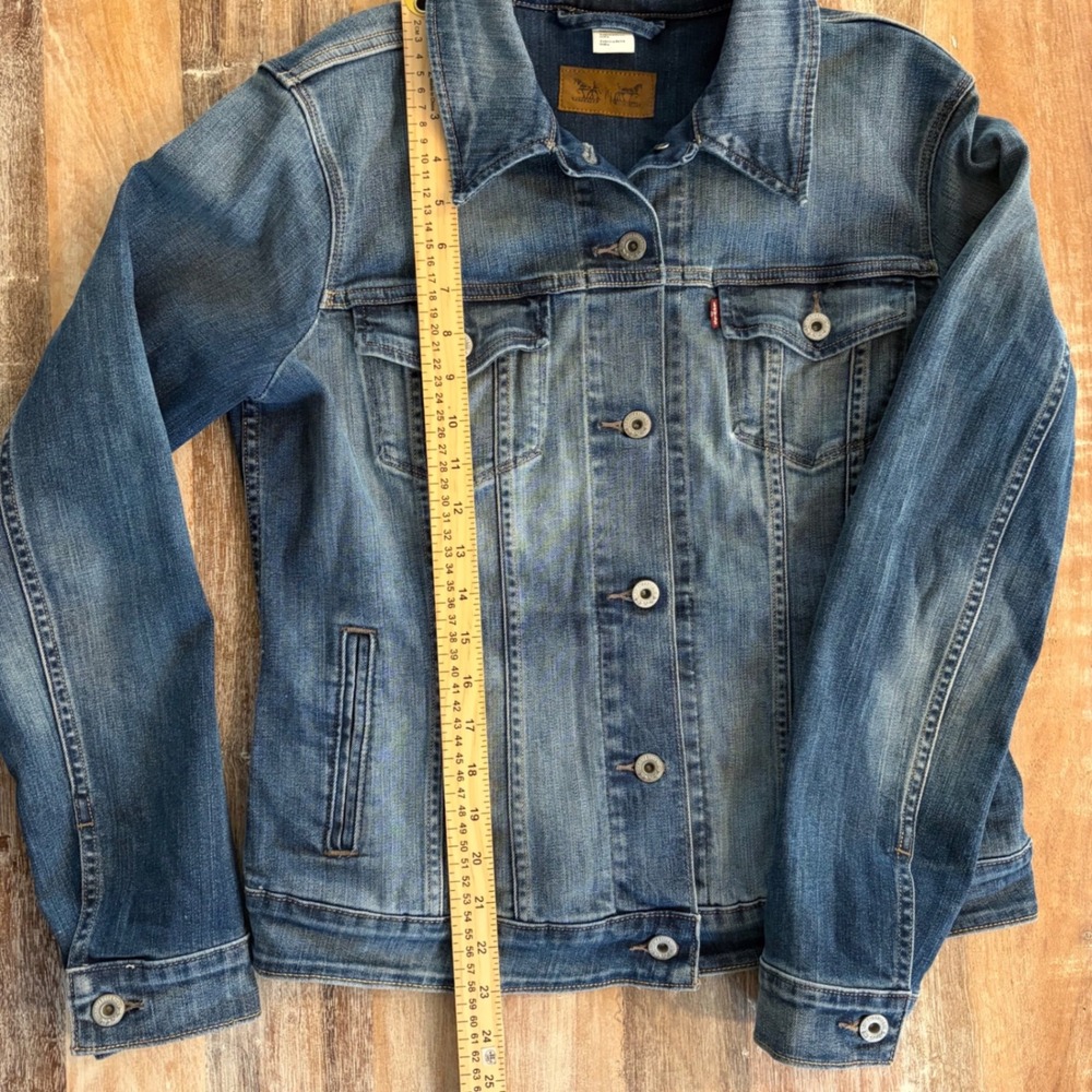 Levis Womens Trucker Denim Jacket Medium Wash Blue 70240-0056 Size Large - Picture 8 of 11